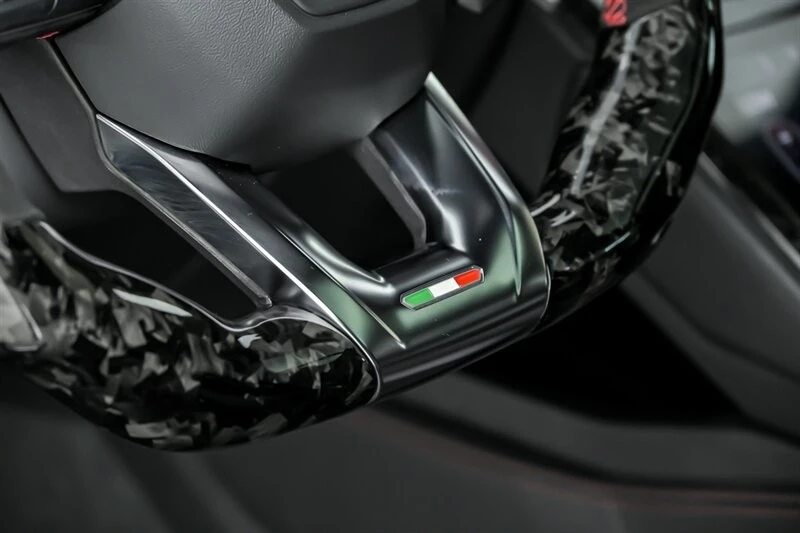 2019 Lamborghini Urus - Image 29 of 31