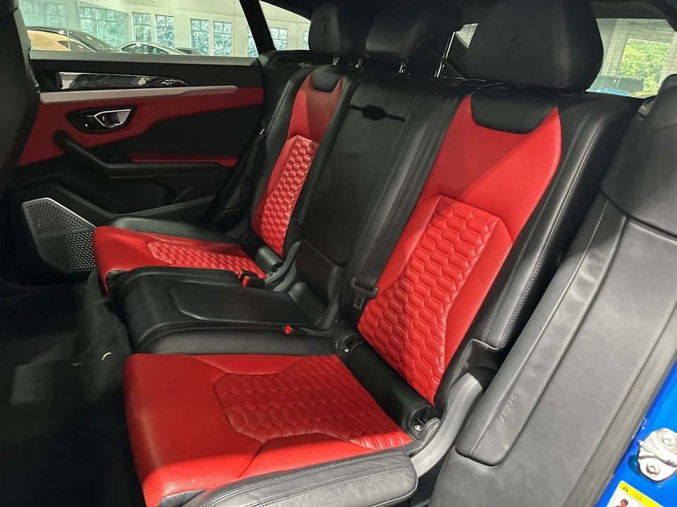 2019 Lamborghini Urus - Image 8 of 31