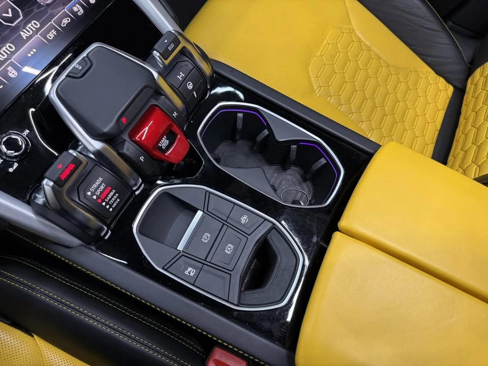 2019 Lamborghini Urus - Image 19 of 20