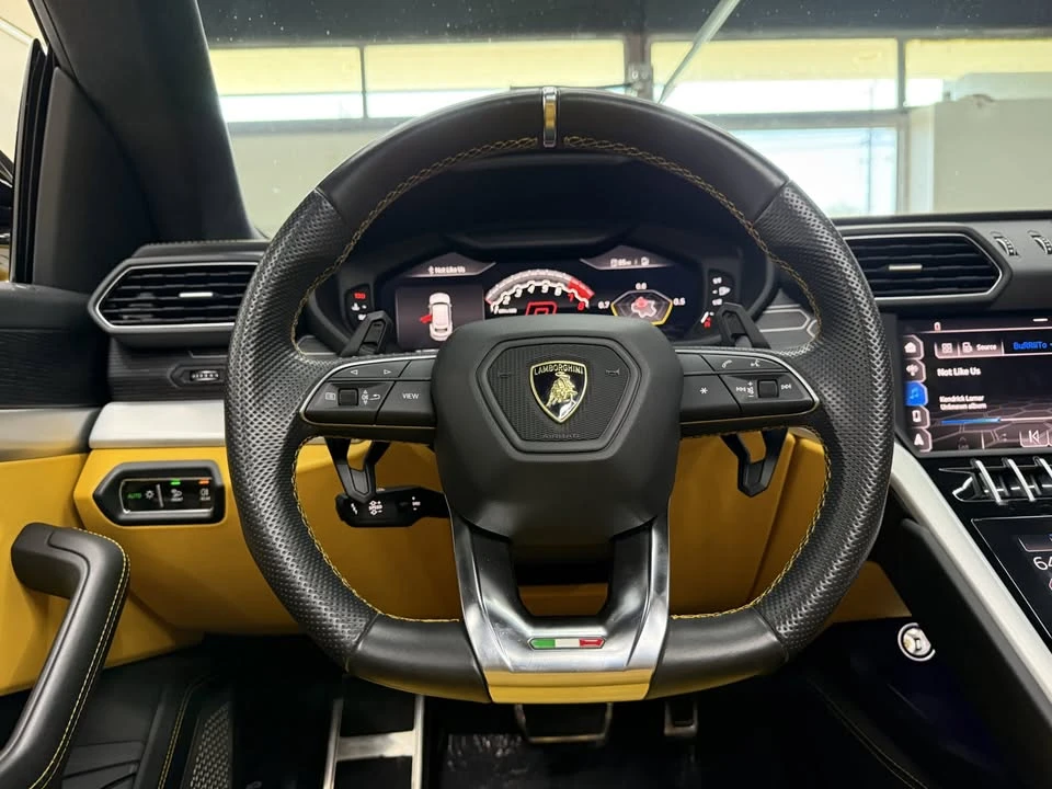 2019 Lamborghini Urus - Image 11 of 20