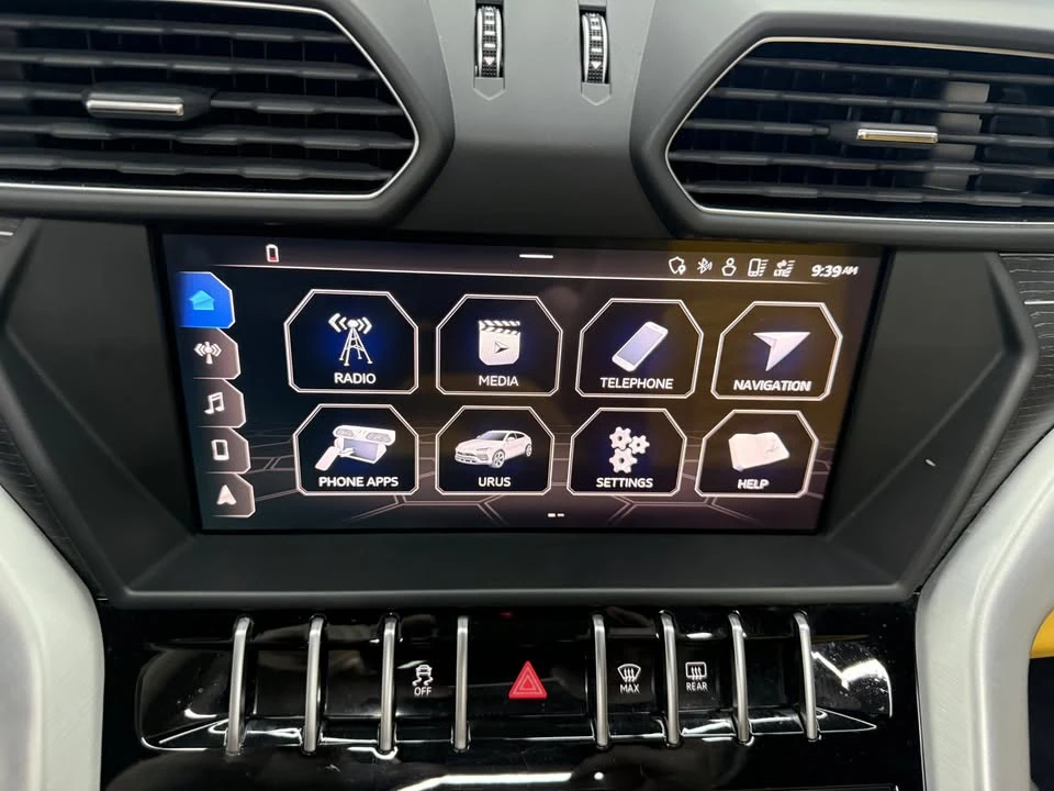 2019 Lamborghini Urus - Image 16 of 20
