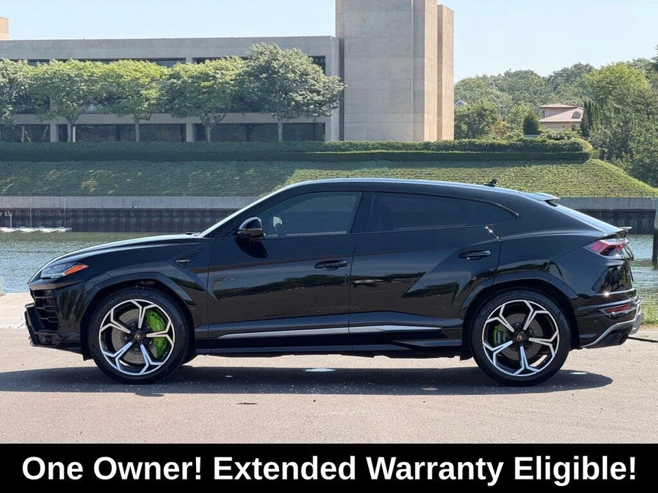 2019 Lamborghini Urus - Image 2 of 31