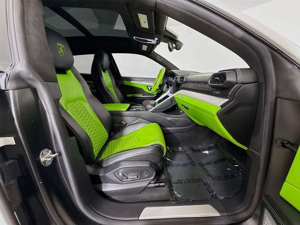 2019 Lamborghini Urus - Image 24 of 31