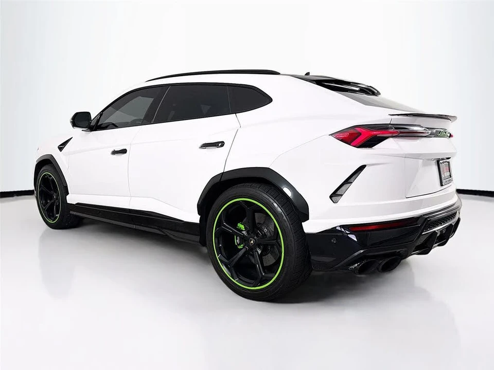 2019 Lamborghini Urus - Image 30 of 31