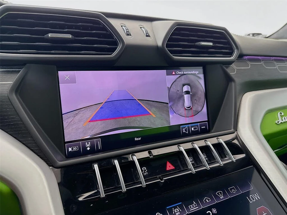 2019 Lamborghini Urus - Image 10 of 31