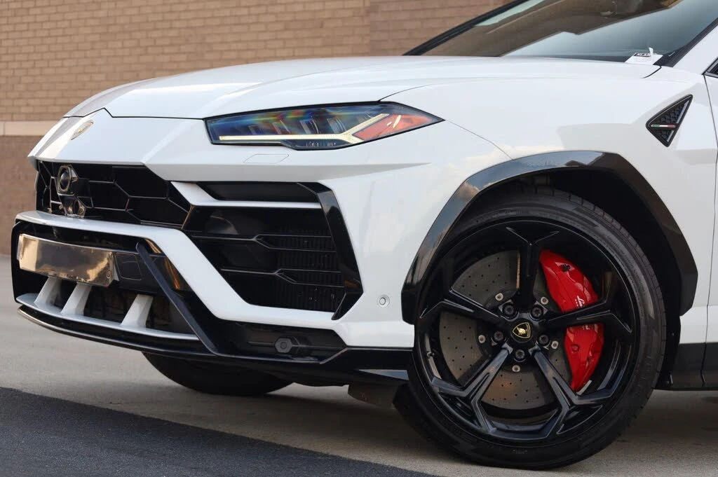 2019 Lamborghini Urus - Image 5 of 31