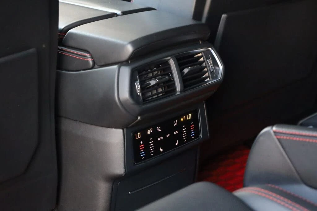 2019 Lamborghini Urus - Image 26 of 31