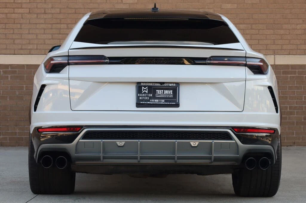 2019 Lamborghini Urus - Image 12 of 31