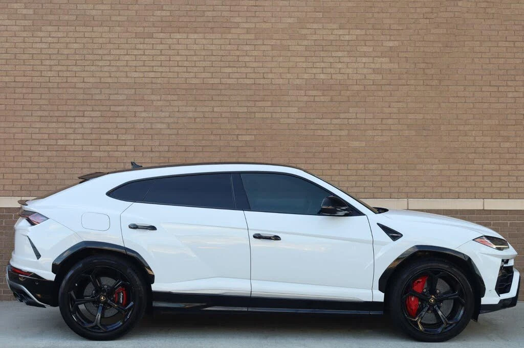 2019 Lamborghini Urus - Image 3 of 31