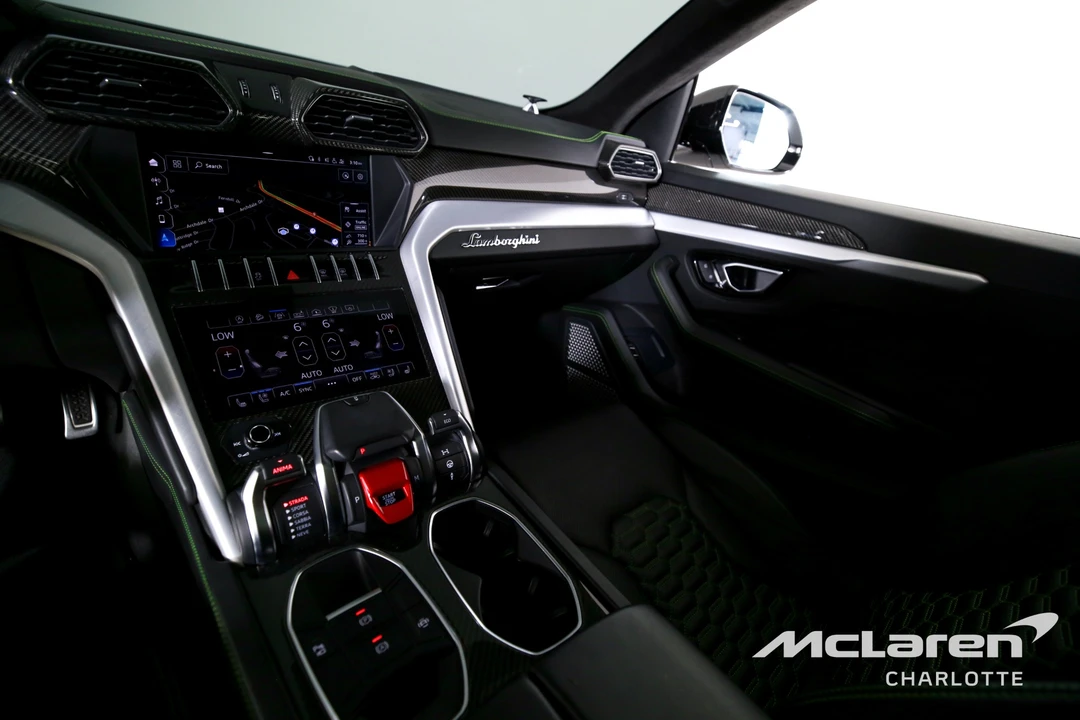 2019 Lamborghini Urus - Image 15 of 31