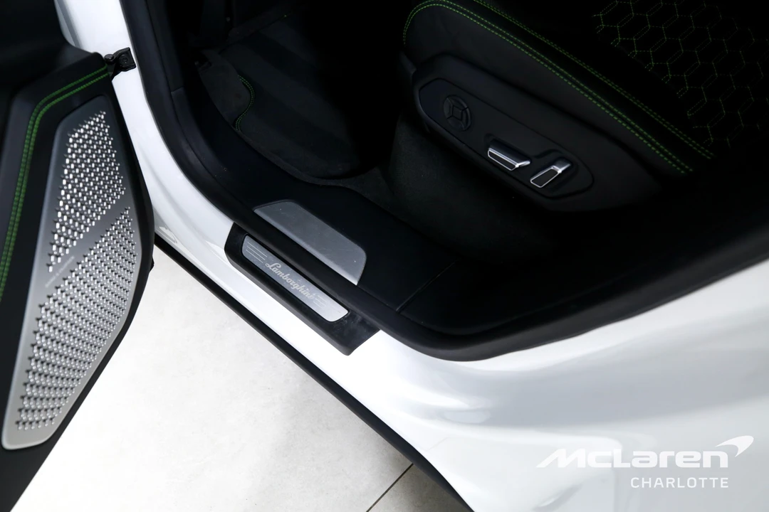 2019 Lamborghini Urus - Image 20 of 31