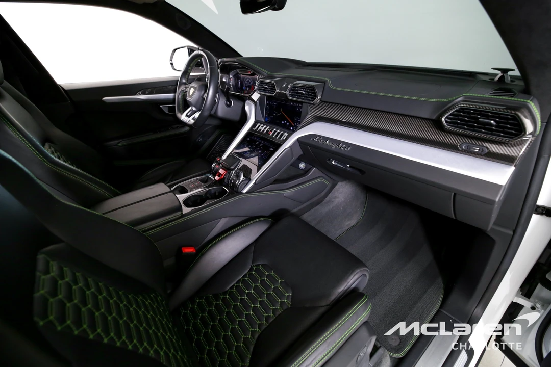 2019 Lamborghini Urus - Image 29 of 31