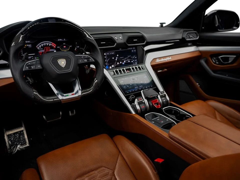2019 Lamborghini Urus - Image 28 of 31