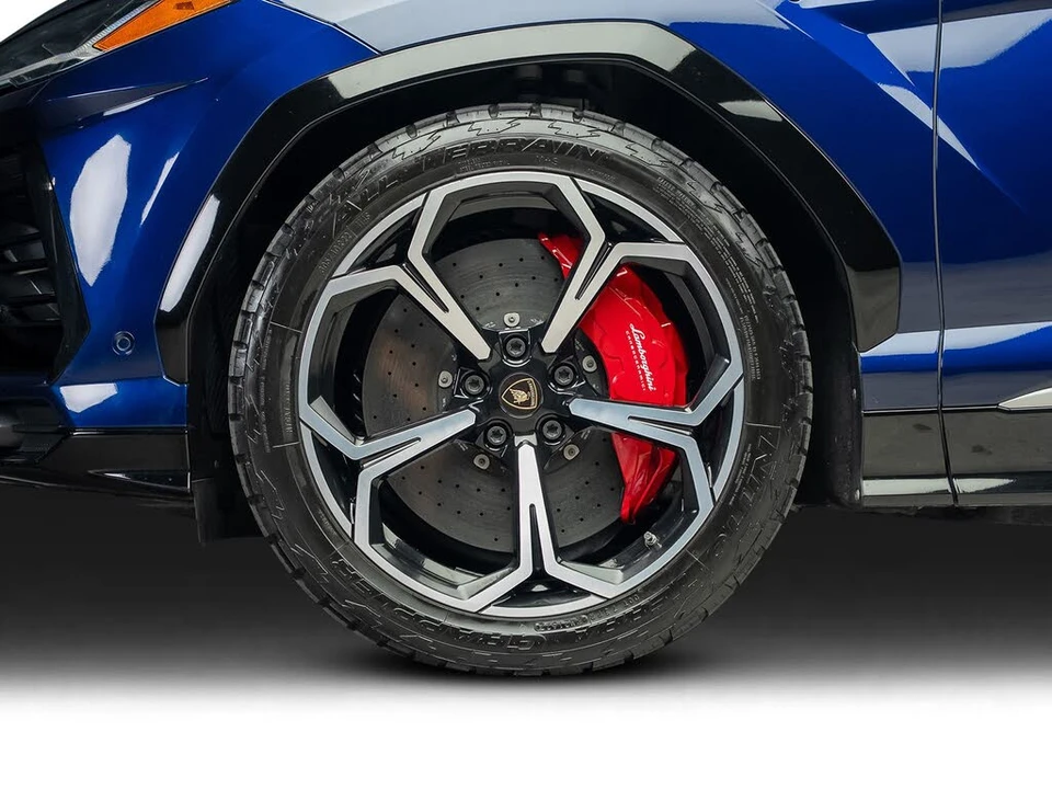 2019 Lamborghini Urus - Image 19 of 31