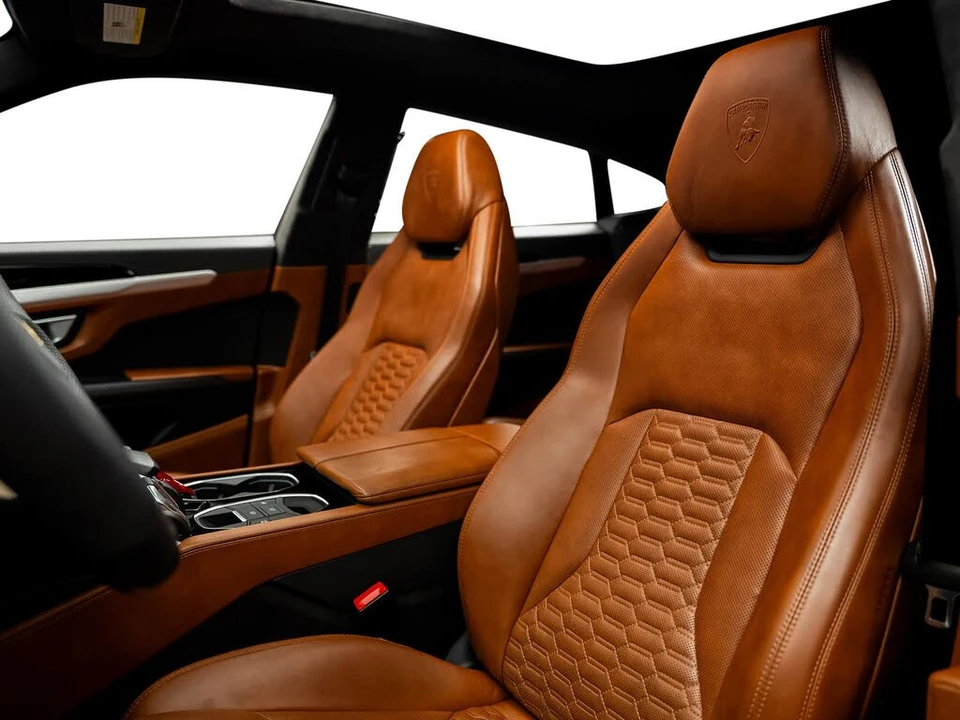 2019 Lamborghini Urus - Image 30 of 31