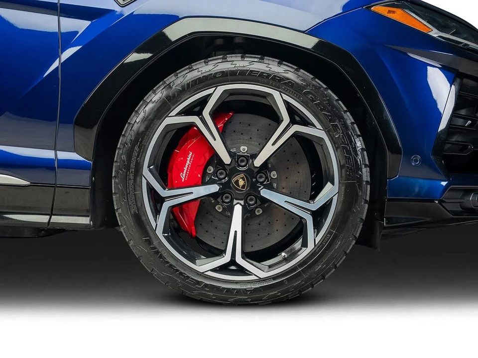 2019 Lamborghini Urus - Image 25 of 31