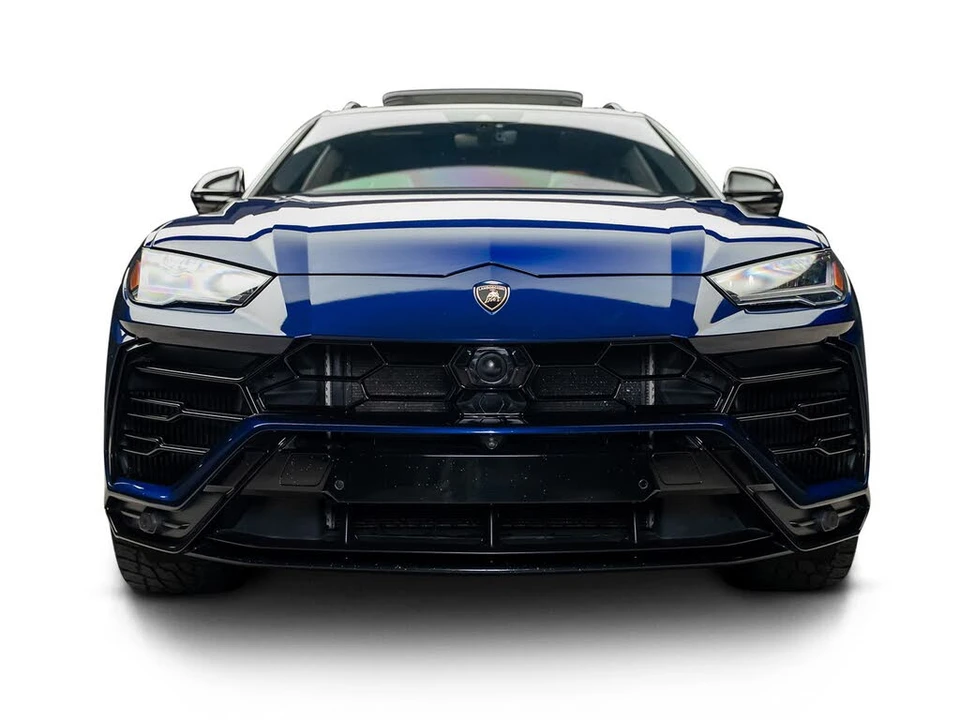 2019 Lamborghini Urus - Image 2 of 31