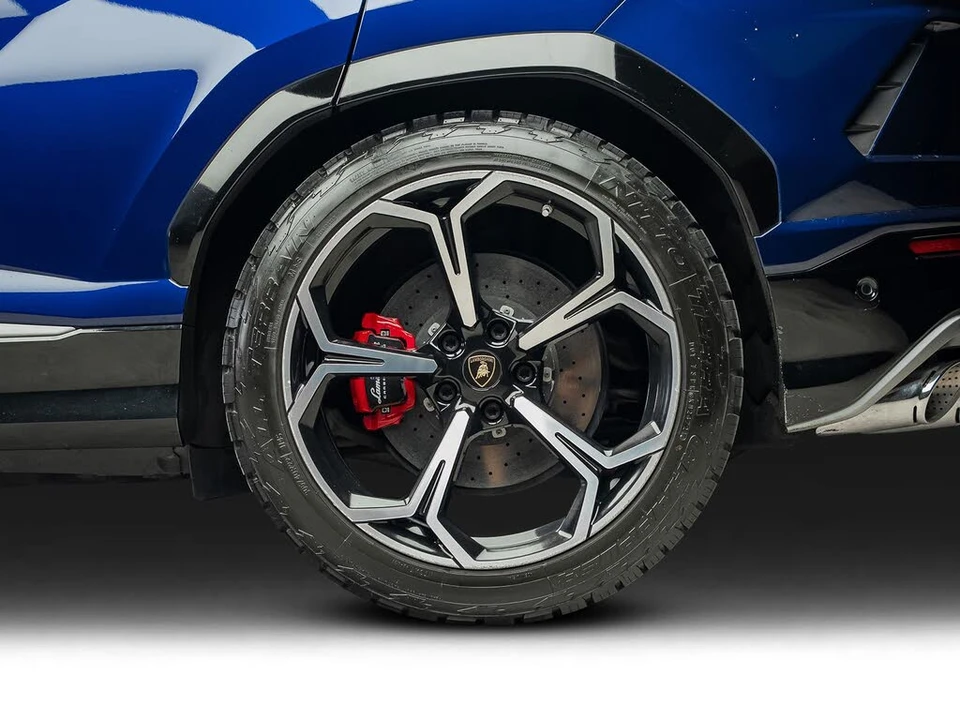 2019 Lamborghini Urus - Image 21 of 31