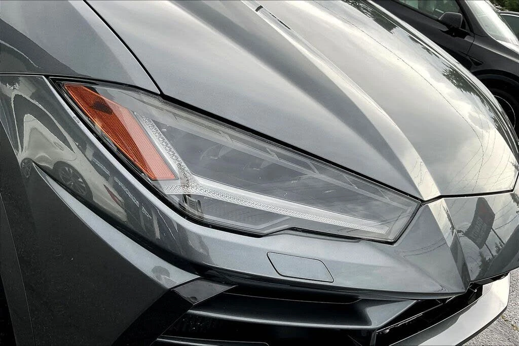 2019 Lamborghini Urus - Image 31 of 31