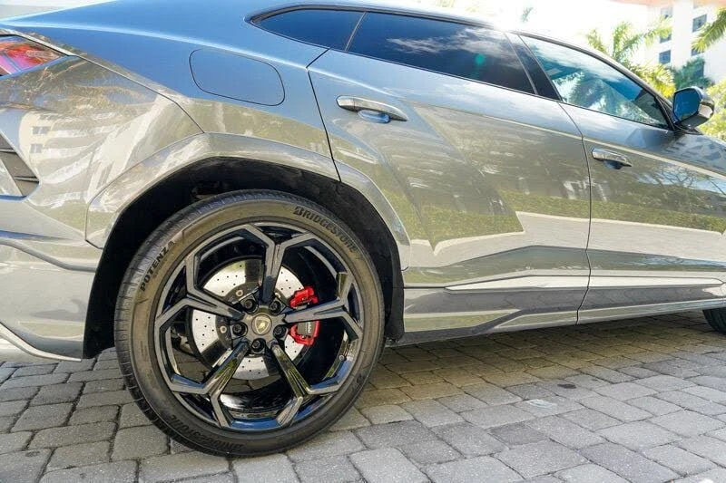 2019 Lamborghini Urus - Image 30 of 31