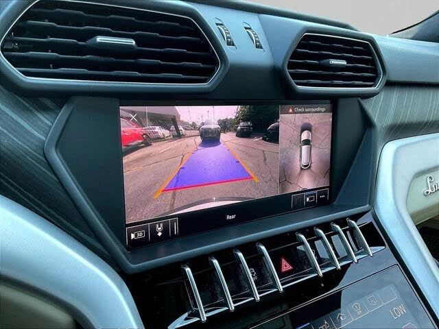 2019 Lamborghini Urus - Image 16 of 31
