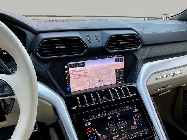 2019 Lamborghini Urus - Image 11 of 31