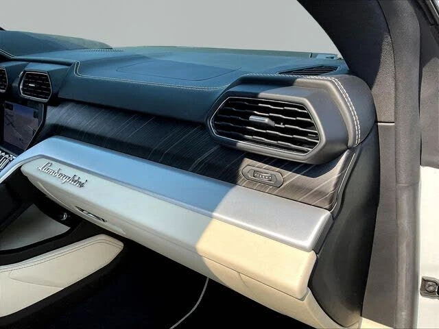 2019 Lamborghini Urus - Image 27 of 31