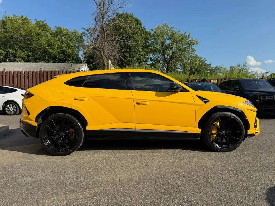 2019 Lamborghini Urus - Image 8 of 31
