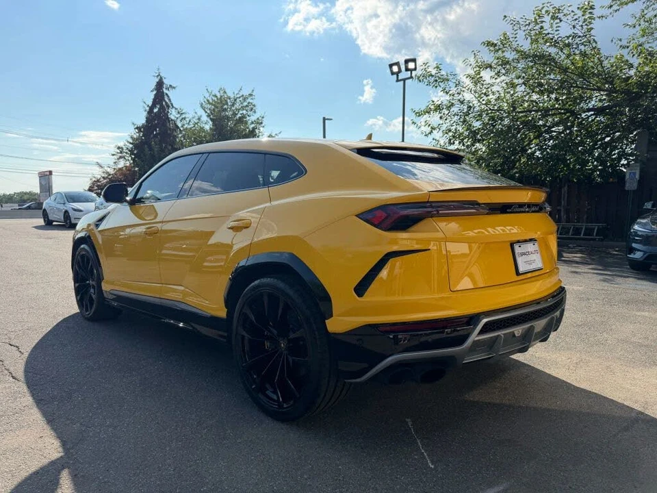 2019 Lamborghini Urus - Image 5 of 31