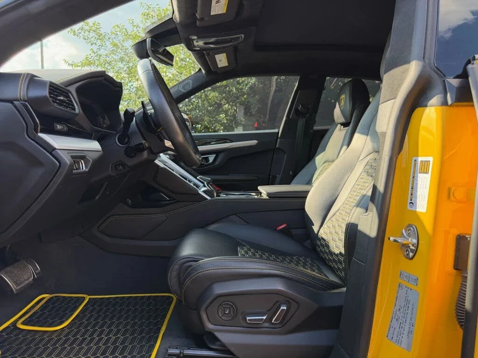 2019 Lamborghini Urus - Image 11 of 31