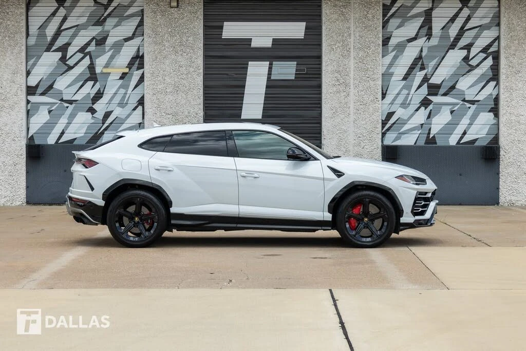 2019 Lamborghini Urus - Image 17 of 31