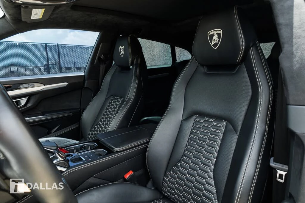 2019 Lamborghini Urus - Image 22 of 31