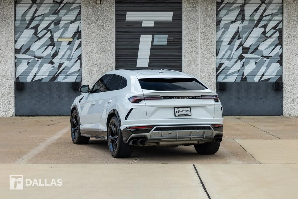 2019 Lamborghini Urus - Image 10 of 31