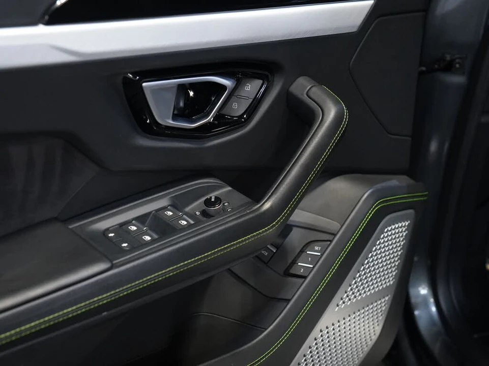 2019 Lamborghini Urus - Image 24 of 31