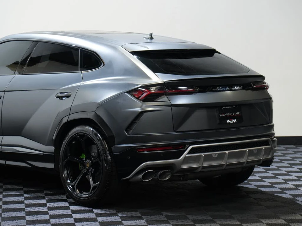 2019 Lamborghini Urus - Image 16 of 31