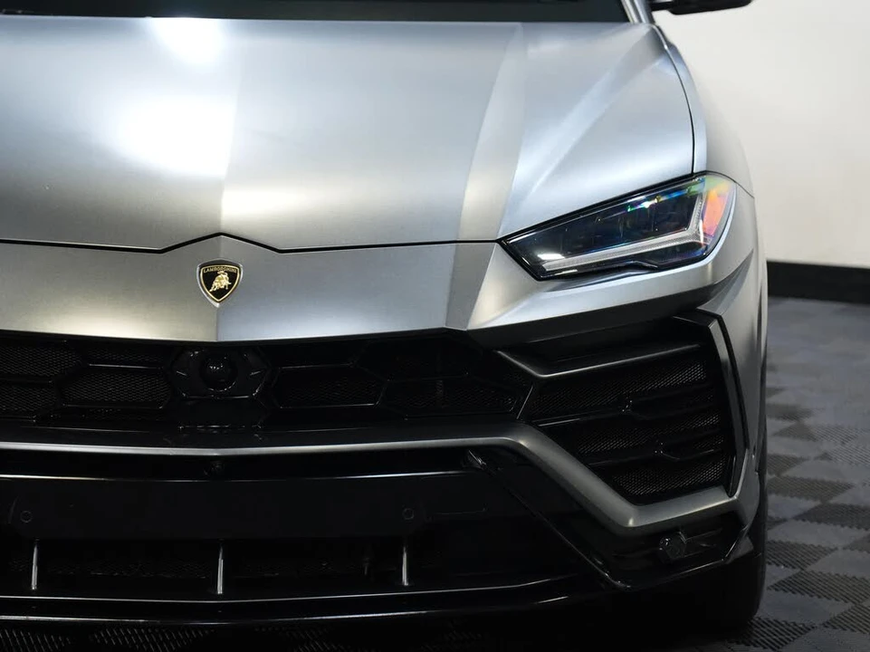 2019 Lamborghini Urus - Image 10 of 31