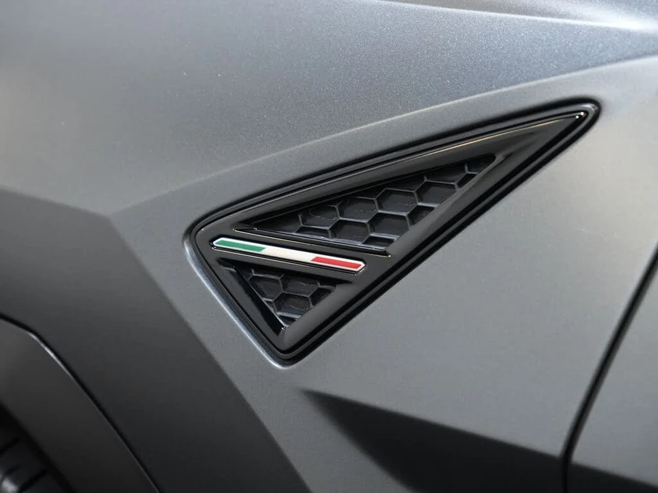 2019 Lamborghini Urus - Image 21 of 31