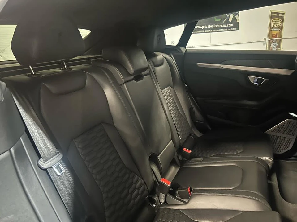 2019 Lamborghini Urus - Image 25 of 31