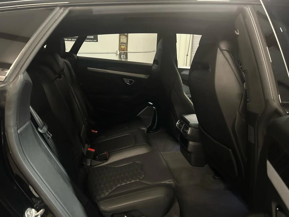 2019 Lamborghini Urus - Image 24 of 31