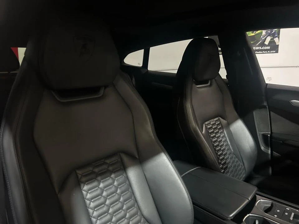 2019 Lamborghini Urus - Image 30 of 31
