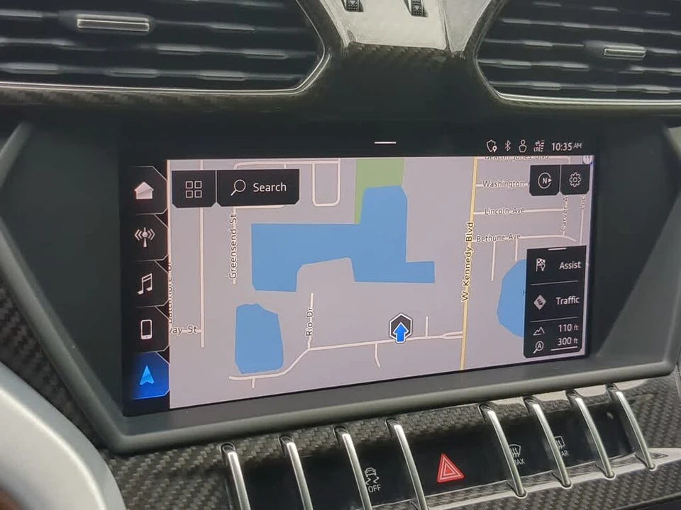2019 Lamborghini Urus - Image 29 of 31