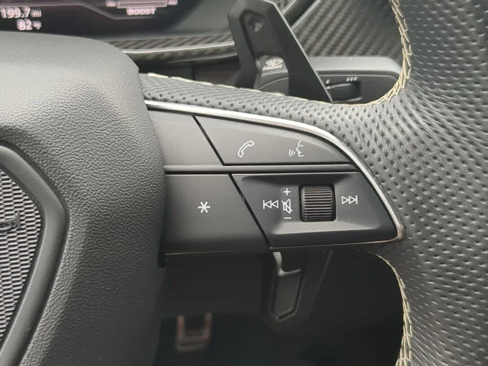 2019 Lamborghini Urus - Image 25 of 31