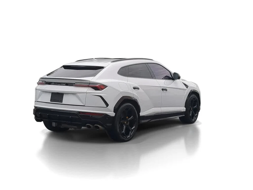 2019 Lamborghini Urus - Image 8 of 31
