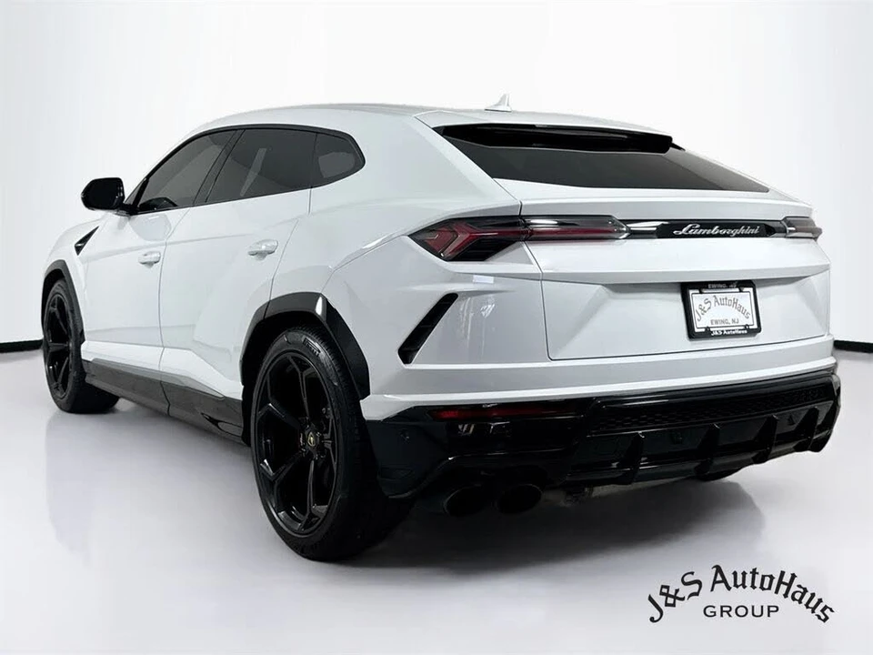 2019 Lamborghini Urus - Image 5 of 31