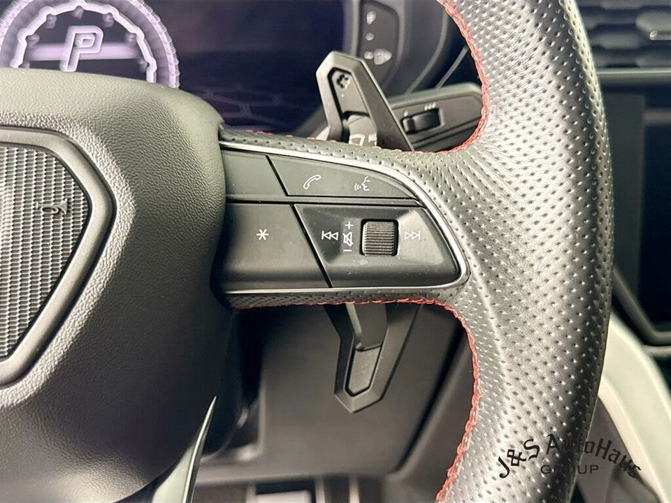 2019 Lamborghini Urus - Image 14 of 31