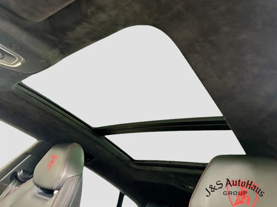 2019 Lamborghini Urus - Image 16 of 31