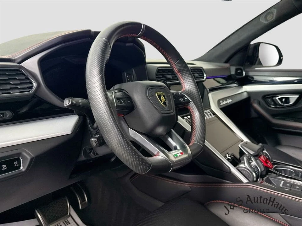 2019 Lamborghini Urus - Image 9 of 31