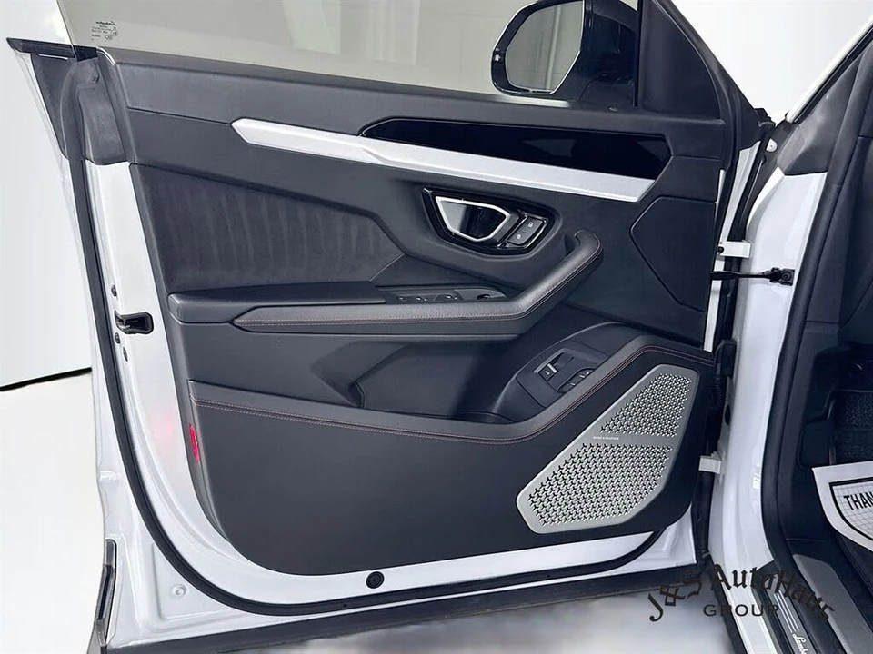 2019 Lamborghini Urus - Image 23 of 31