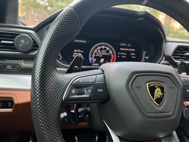 2019 Lamborghini Urus - Image 13 of 31
