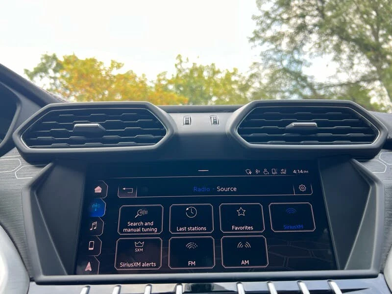 2019 Lamborghini Urus - Image 22 of 31